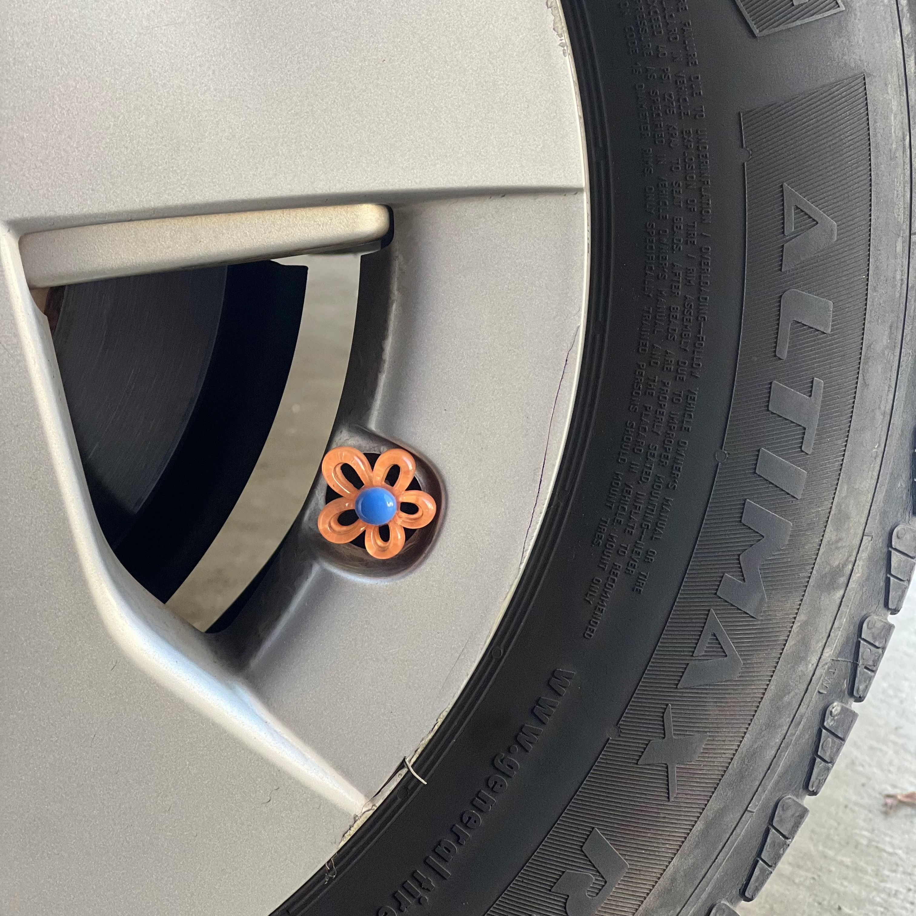 Petal To The Metal Car Charm - Clementine